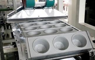 山東餐盒機哪家性價比高，真空成型機廠家推薦